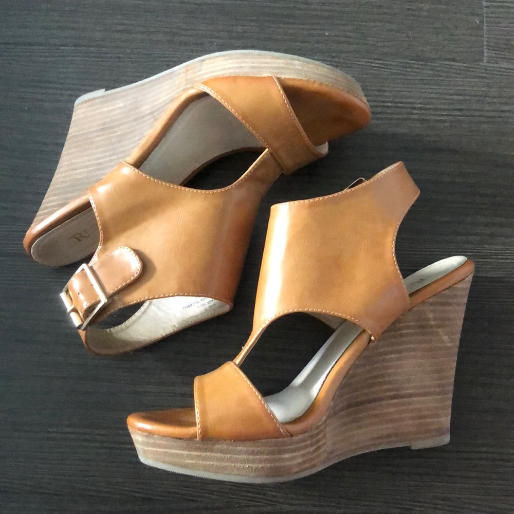 Tan Wedges - EUC